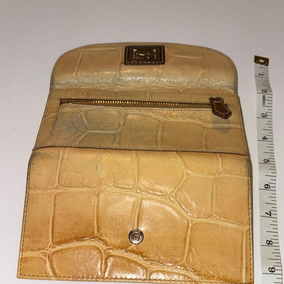 Dooney & Bourke Cream Crocodile Embossed Wallet - Picture 6 of 15